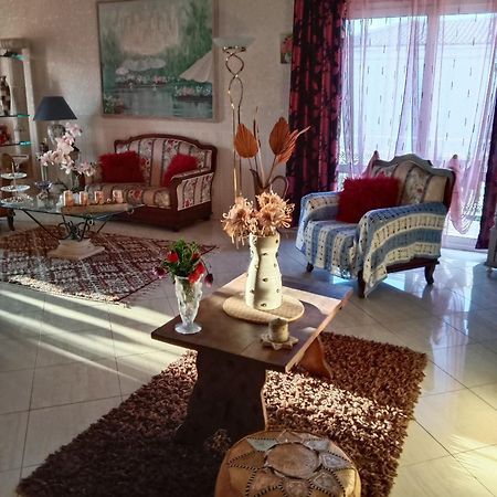 Les Espaces De Furiani Exterior foto